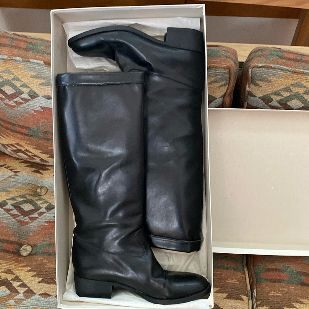 Anne Klein II boots